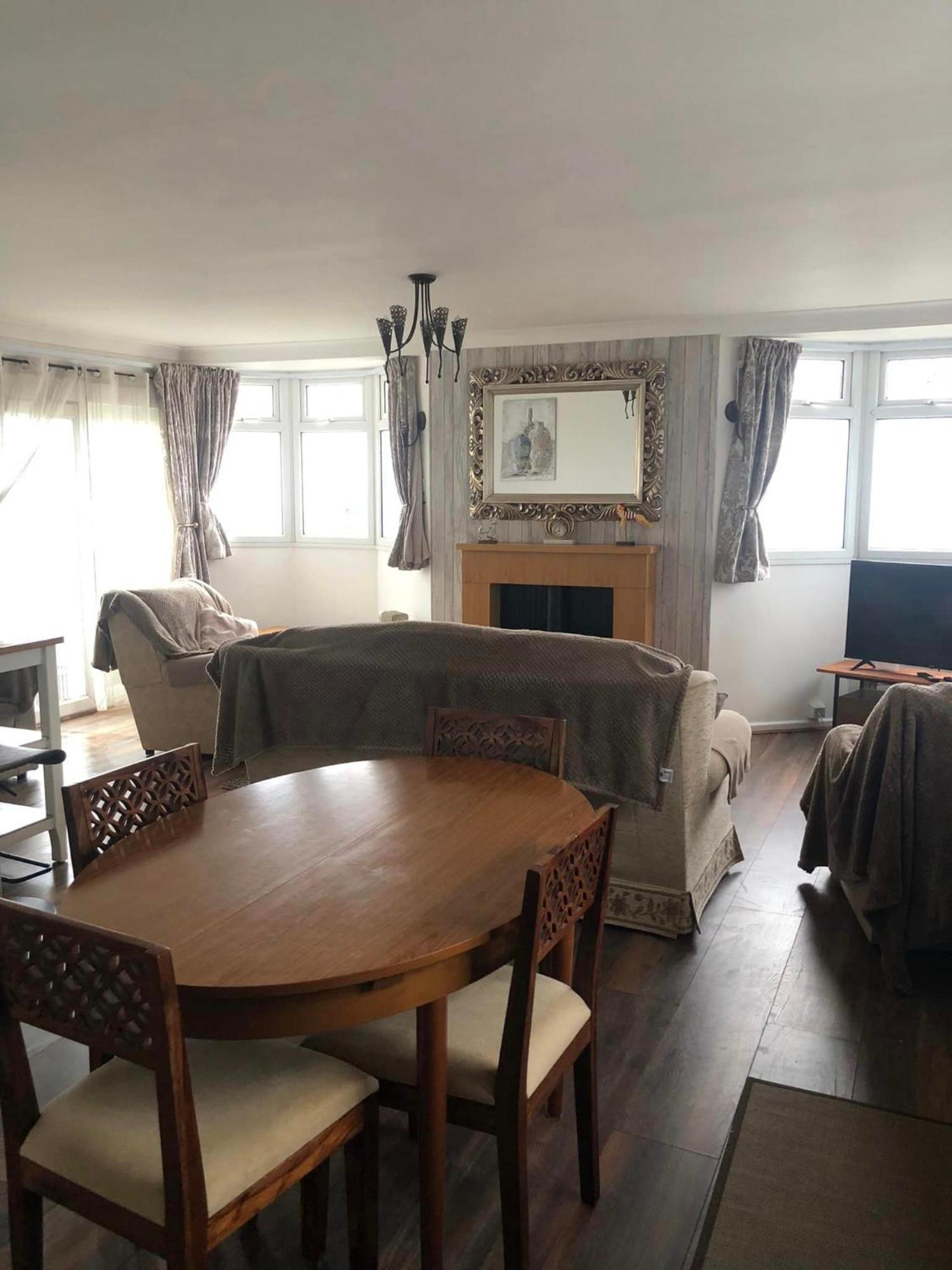 Sea Breeze Holiday home